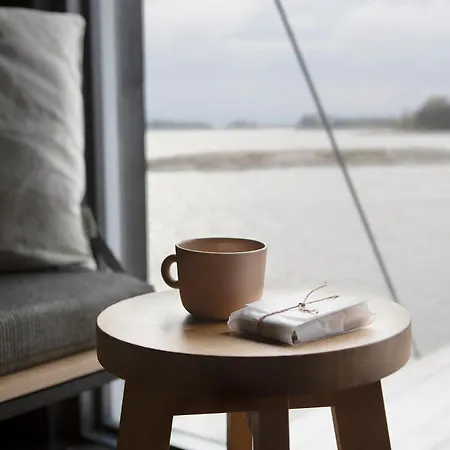Majamaja Off-grid Retreat Helsinki