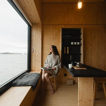 Majamaja Off-grid Retreat Country house Helsinki